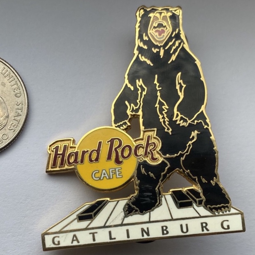 Hard rock Café pin Gatlinburg
